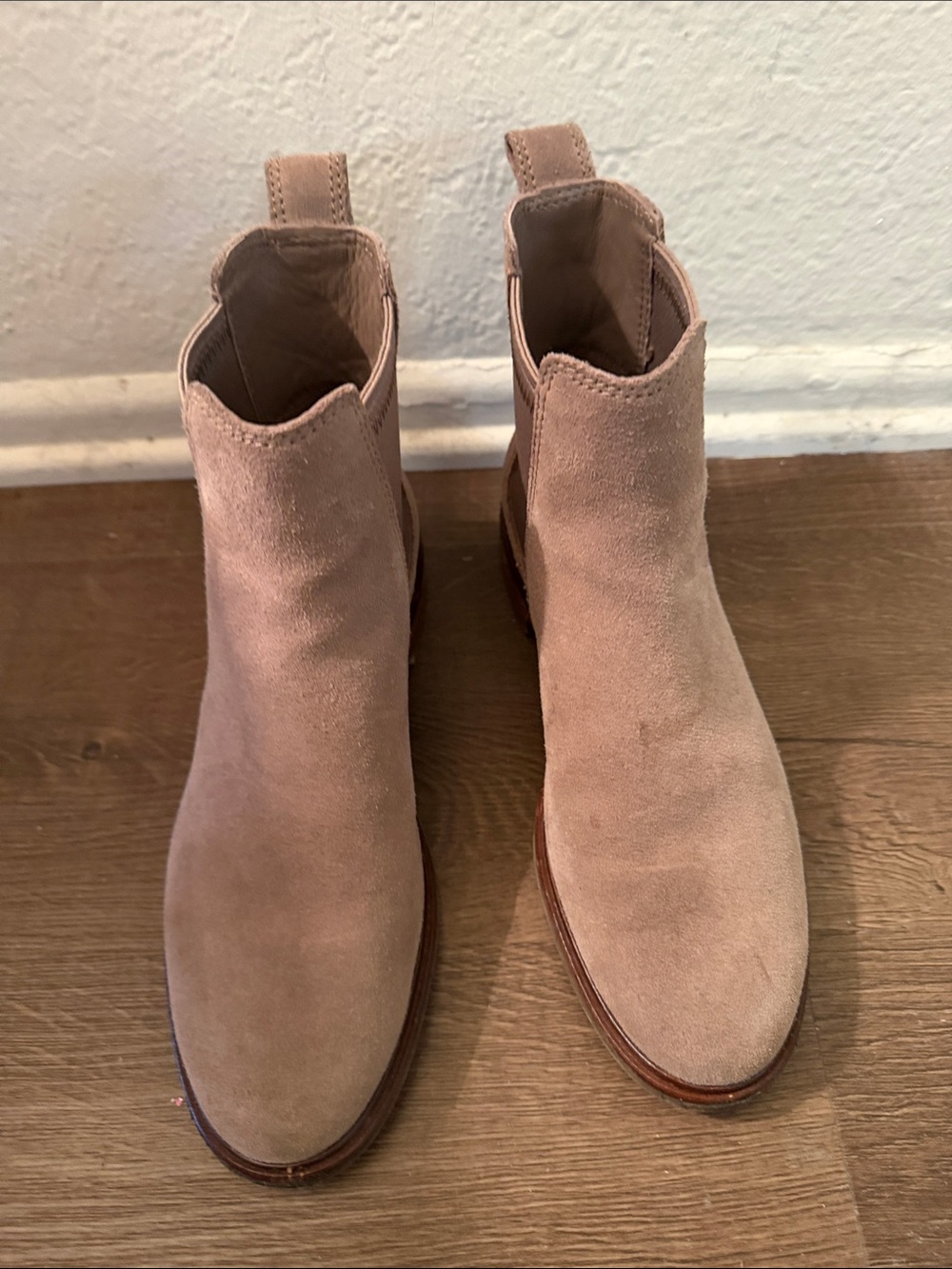 Clarks Women's Suede Chelsea Booties - Taupe